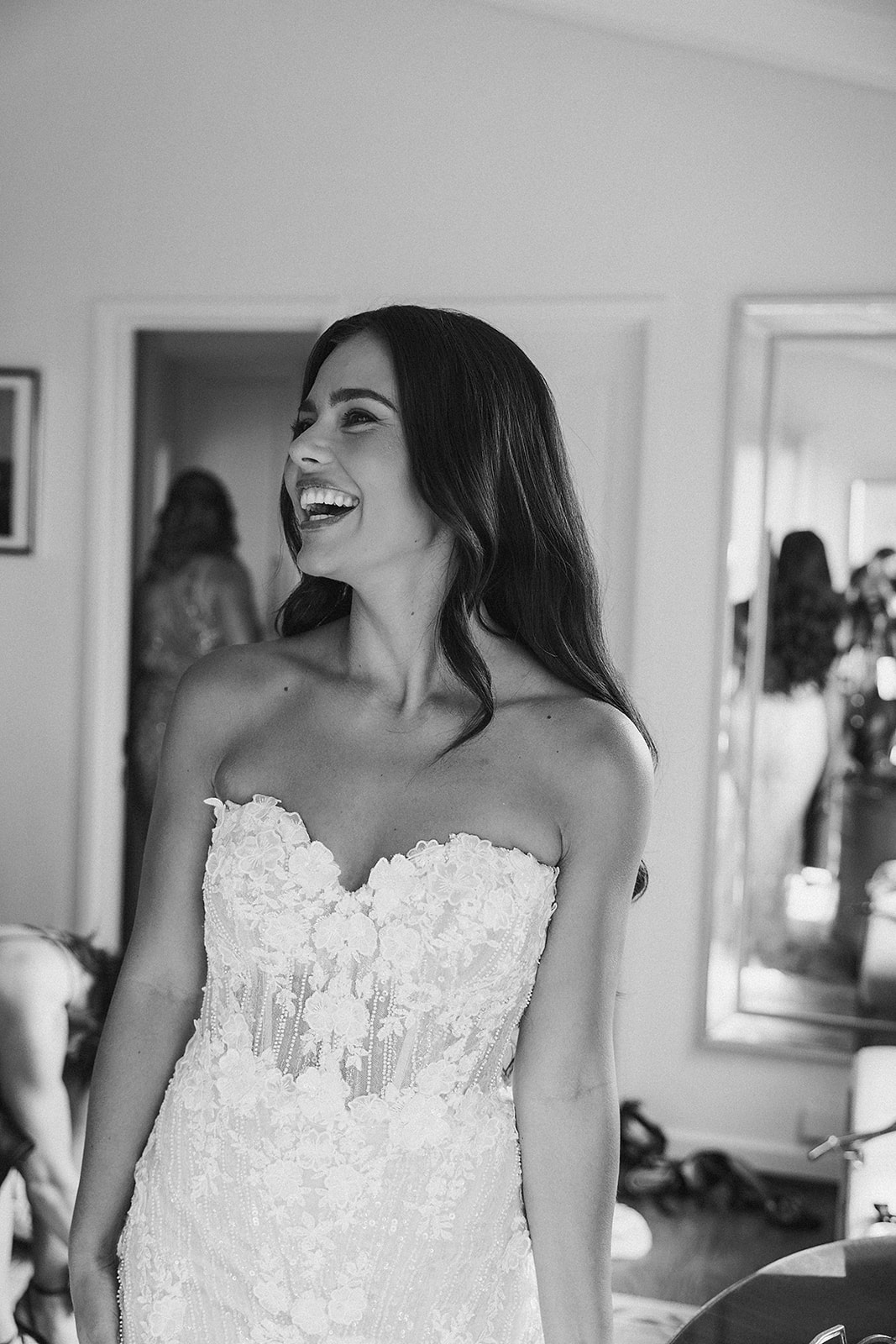 Bride getting ready for her wedding at La venta inn