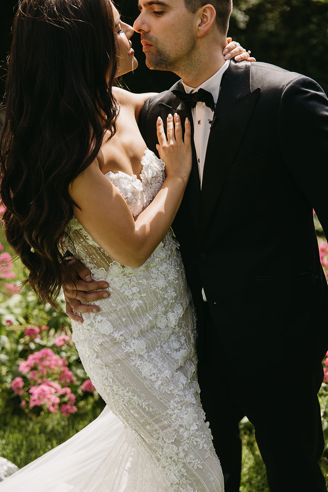 bride and groom take their portraits for their wedding at La Venta Inn